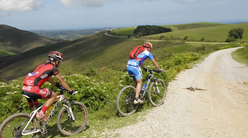 Bidasoako Pedalak, ruta en bicicleta.  190km para pedalear por Baztan-Bidasoa (Navarra)