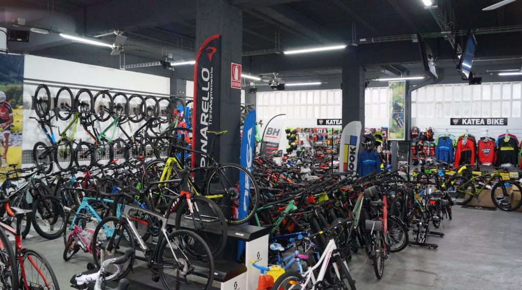 Katea Bike, taller y venta de bicicletas. Kanttonberri 1, Bera